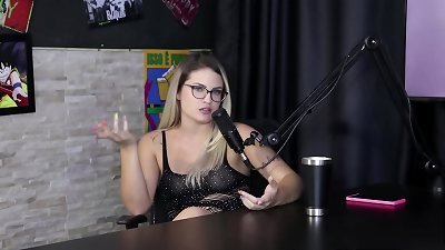 There were moments of jealousy, he loves to record with people he is attracted to, he has a rule for sleeping, and his cock is hard... - Mathheus Caetano & Bruna Carlos (SHEER/RED)